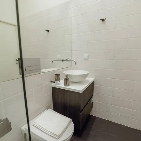 Clerigos Boutique By Hosty Daire *