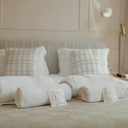 Clerigos Boutique By Hosty