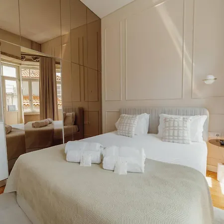 Clerigos Boutique By Hosty Daire