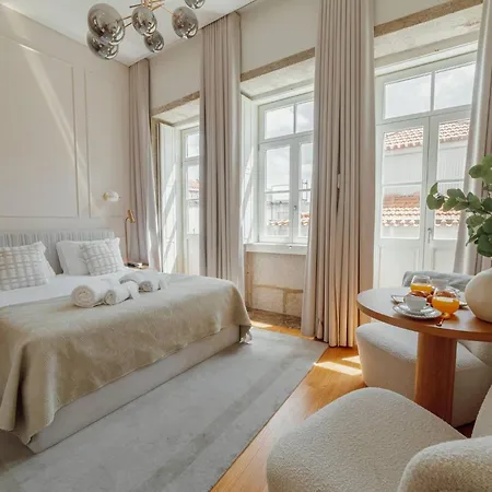 Clerigos Boutique By Hosty *