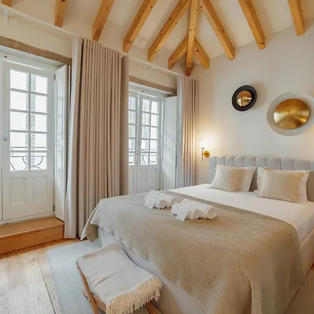 Clerigos Boutique By Hosty *