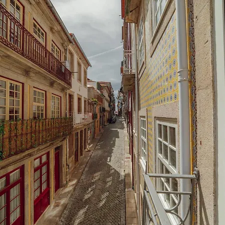 Clerigos Boutique By Hosty *