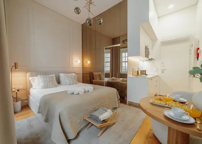 Clerigos Boutique By Hosty