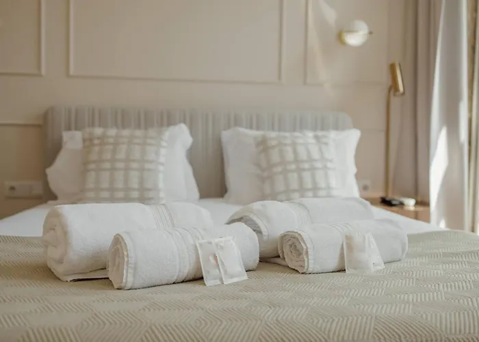 Clerigos Boutique By Hosty