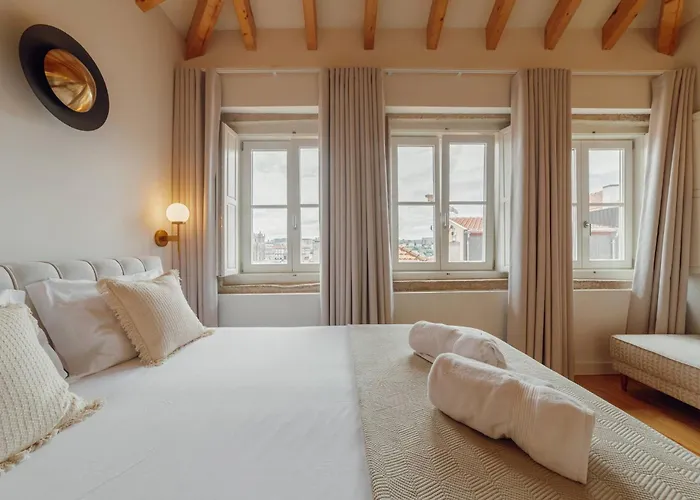 Clerigos Boutique By Hosty