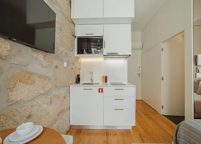 Clerigos Boutique By Hosty