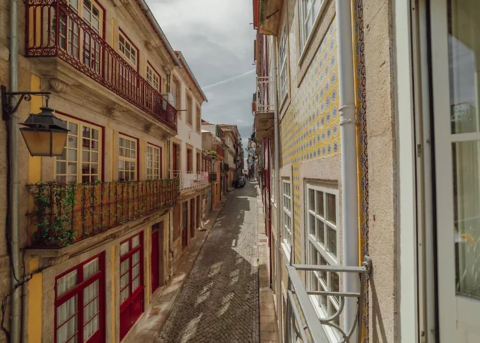 Clerigos Boutique By Hosty *